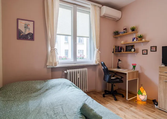 The Spot - Cute Little In The Center By Flat Mаnager София